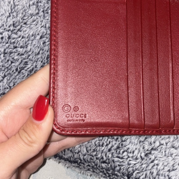 Gucci Microguccisima Red Leather Wallet - Picture 2 of 11